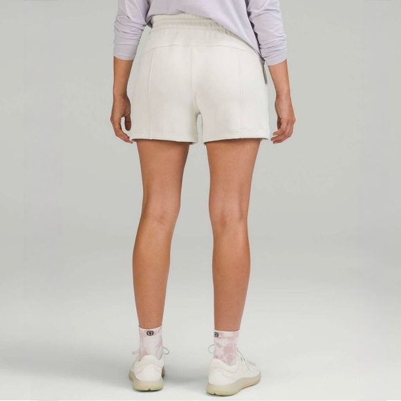 LULULEMON • Softstreme High-Rise Short 4" in White Opal - Picture 3 of 12